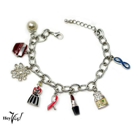 Vintage Souvenir Charm Bracelet Lipstick Snowflake Perfume Pearl 8.5" - Hey Viv - Picture 1 of 5